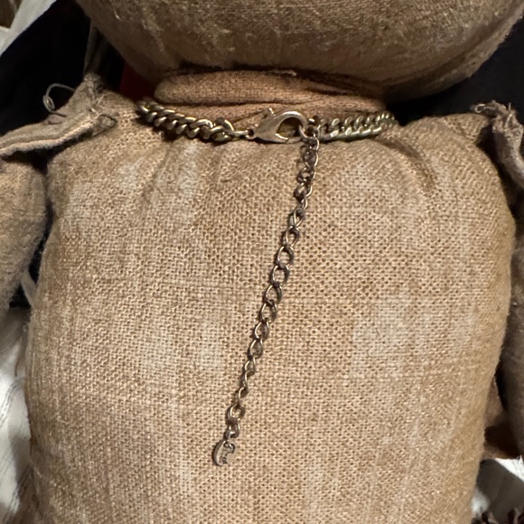 Vintage signed BEST Howlite Turquoise and Green Beaded Necklace. - Picture 2 of 5